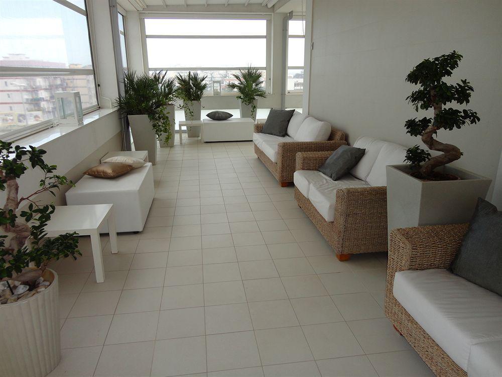 Soglow Business Class Hotel Molfetta Kültér fotó